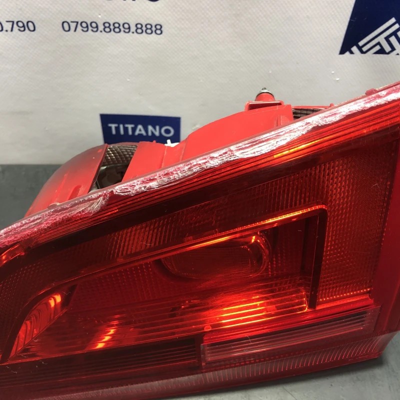 Stop dreapta haion / Volkswagen Sharan 7N 2013 / Caroserie, oglinzi si faruri