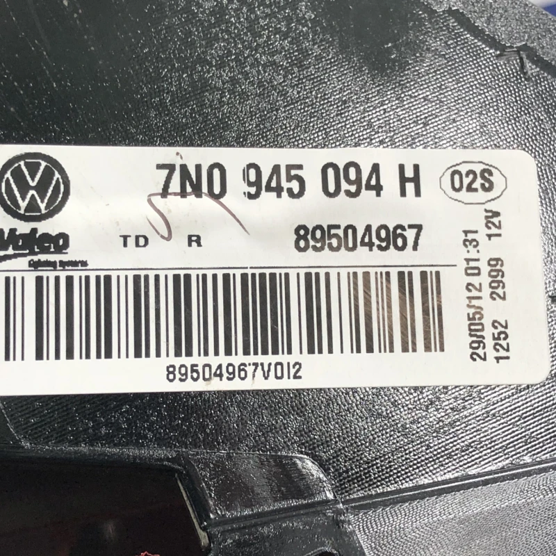 Stop dreapta haion / Volkswagen Sharan 7N 2013 / Caroserie, oglinzi si faruri