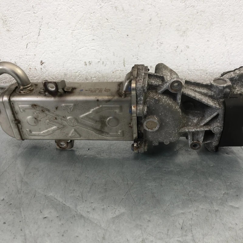 Racitor gaze egr / Volkswagen Passat B7 2012 / Motor, racire si evacuare