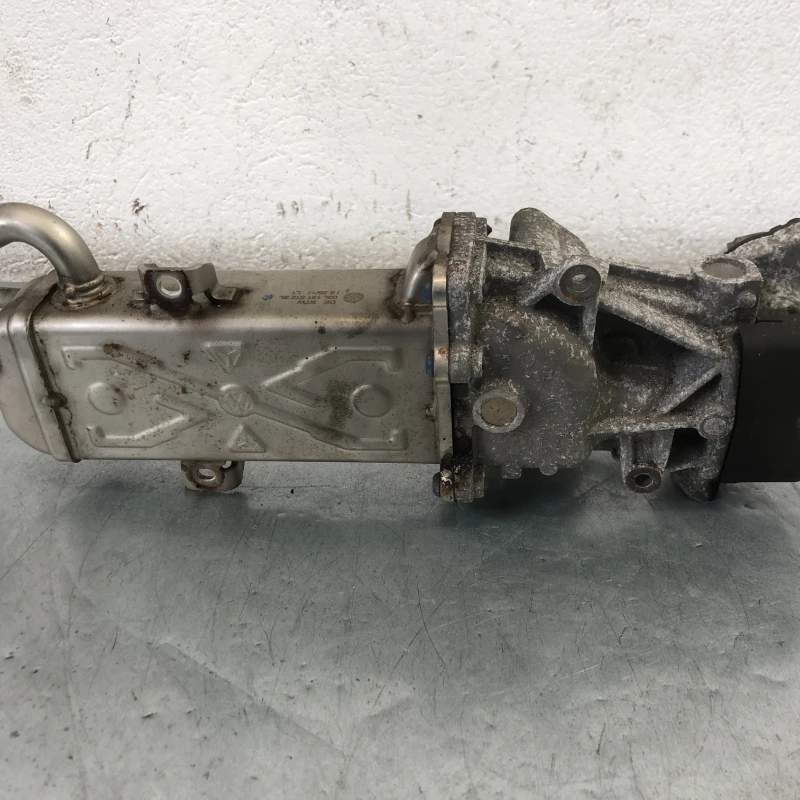 Racitor gaze egr / Volkswagen Passat B7 2012 / Motor, racire si evacuare