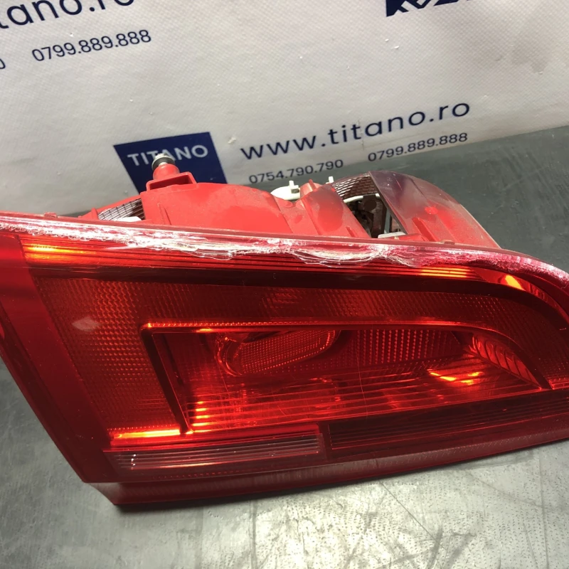 Stop stanga haion / Volkswagen Sharan 7N 2013 / Caroserie, oglinzi si faruri