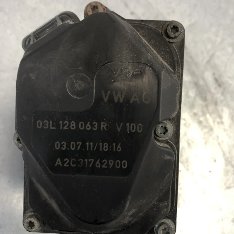 Clapeta de acceleratie / Volkswagen Passat B7 2012 / Motor, racire si evacuare