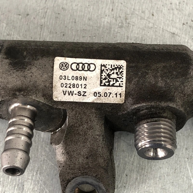 Rampa injectoare cu senzor / Volkswagen Passat B7 2012 / Motor, racire si evacuare