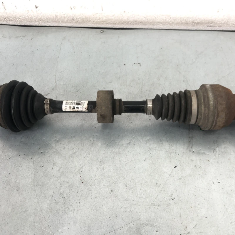 Planetara dreapta fata / Volkswagen Tiguan 5N 2010 / Cutie viteze, ambreiaj, transmisie