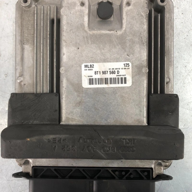 Calculator motor ecu / Audi RS5 8T 2011 / Audio si electronice