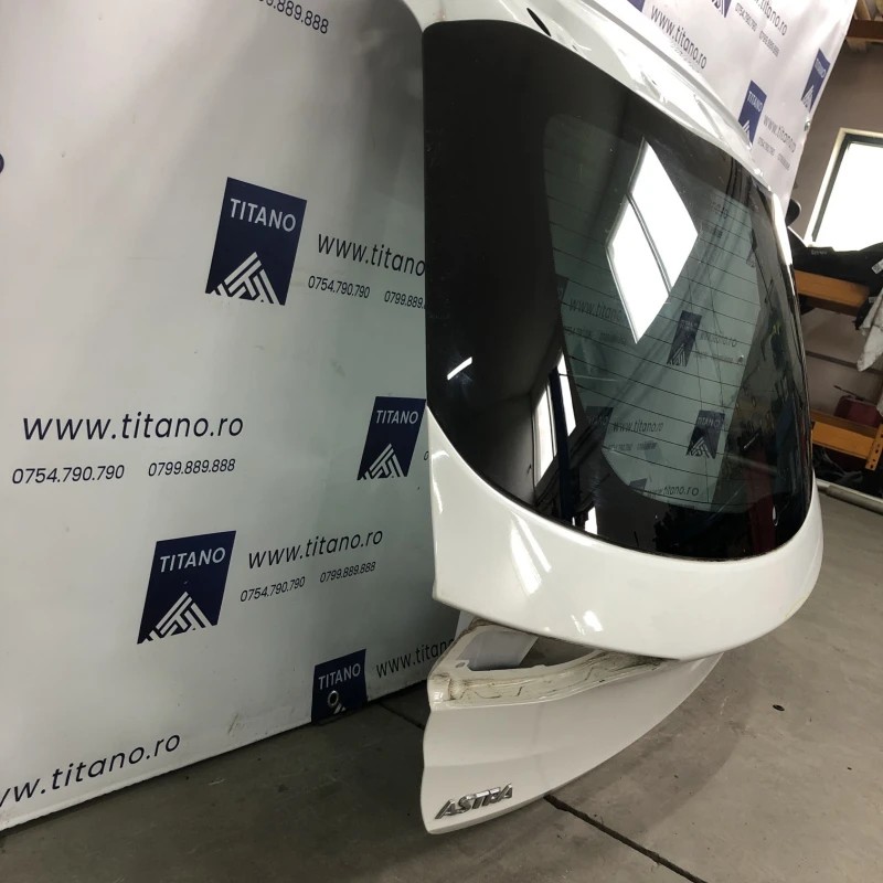 Haion / Opel Astra K 2019 / Caroserie, oglinzi si faruri