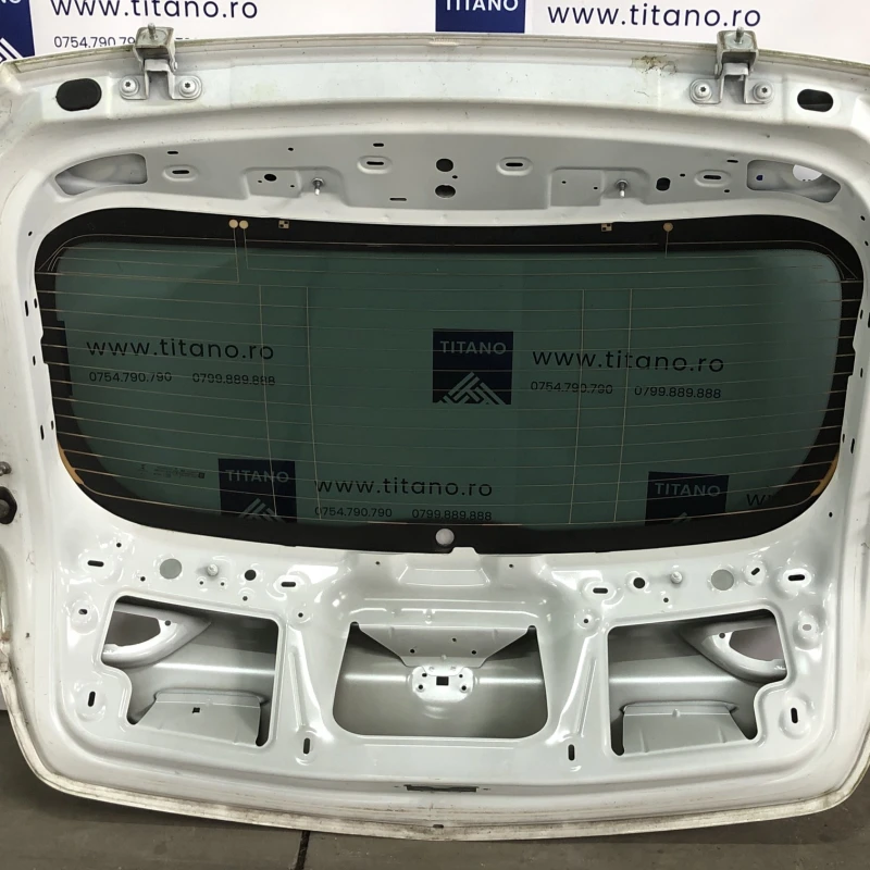 Haion / Opel Astra K 2019 / Caroserie, oglinzi si faruri