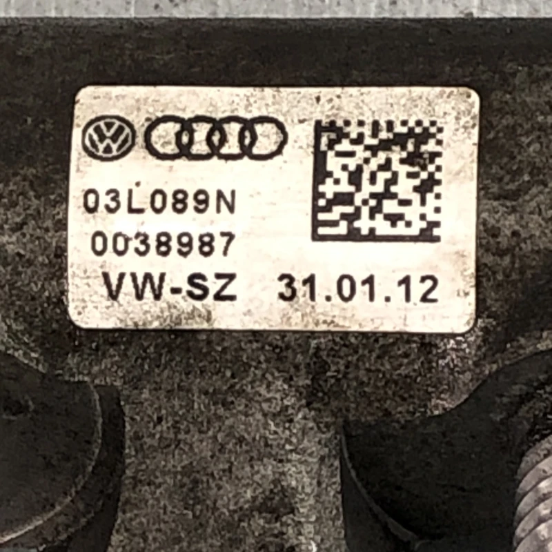 Rampa injectoare cu senzor / Volkswagen Passat B7 2013 / Motor, racire si evacuare