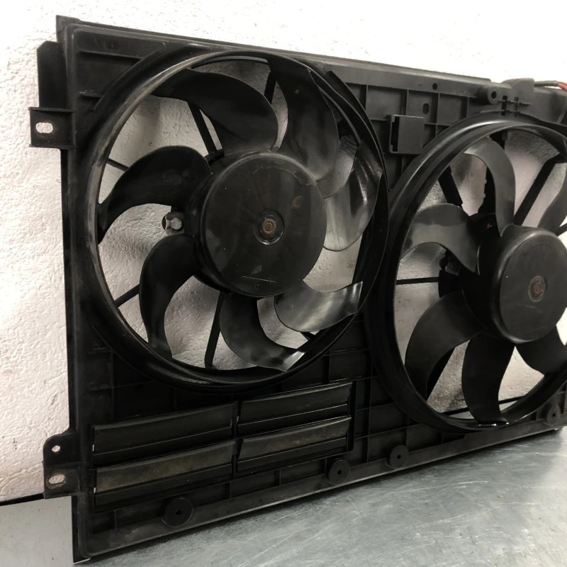 Electroventilator / Volkswagen Passat B7 2013 / Motor, racire si evacuare