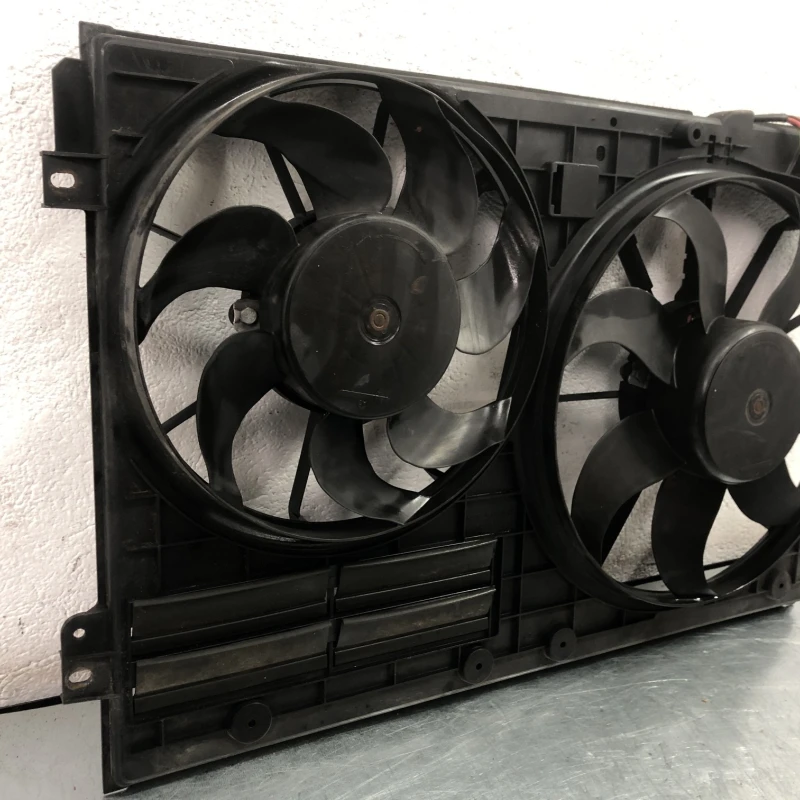 Electroventilator / Volkswagen Passat B7 2013 / Motor, racire si evacuare