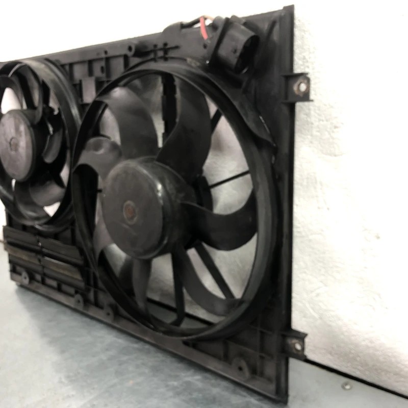 Electroventilator / Volkswagen Passat B7 2013 / Motor, racire si evacuare