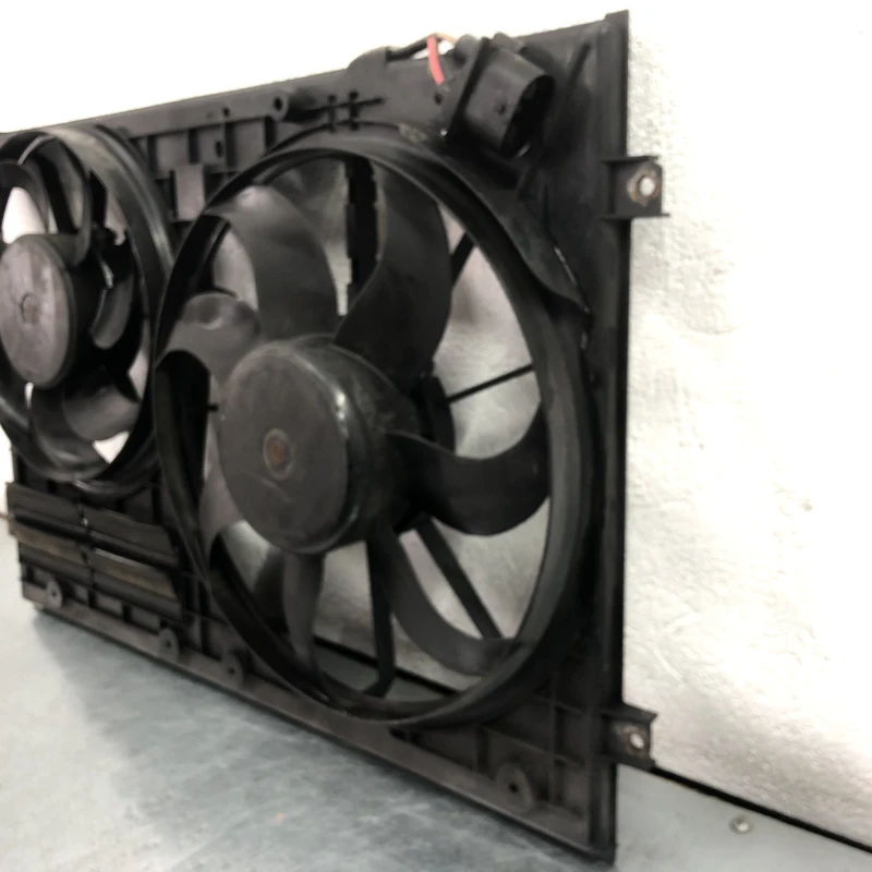 Electroventilator / Volkswagen Passat B7 2013 / Motor, racire si evacuare