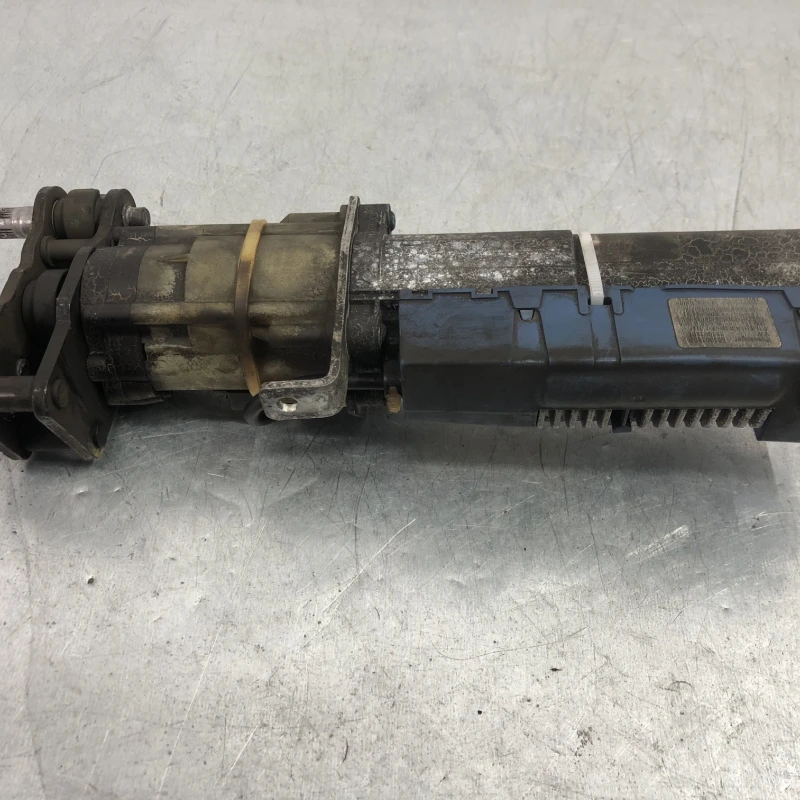 Motoras Haion Electric dreapta / Volkswagen Passat B7 2013 / Caroserie, oglinzi si faruri