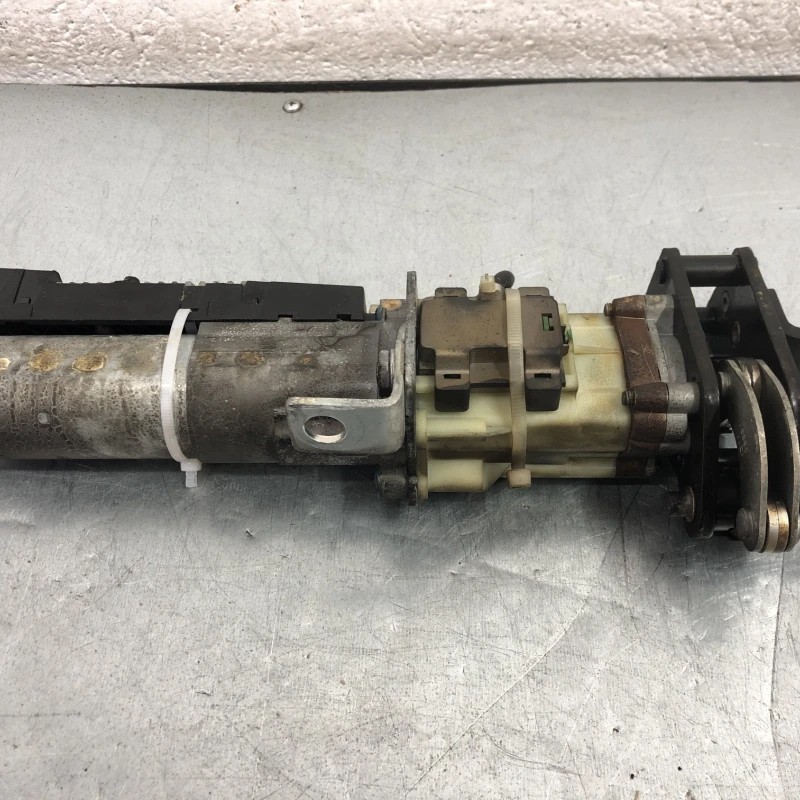 Motoras Haion Electric Stanga / Volkswagen Passat B7 2013 / Caroserie, oglinzi si faruri
