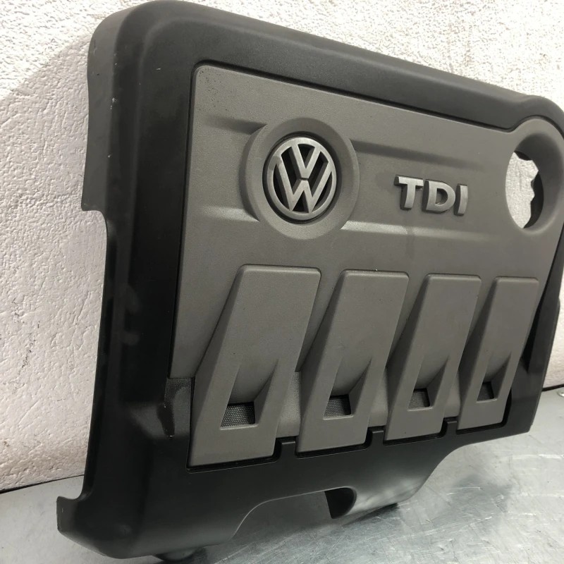 Capac motor / Volkswagen Passat B7 2013 / Motor, racire si evacuare