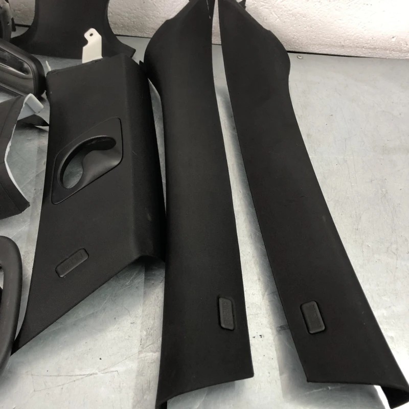 Plastice ornamente negre / BMW X5 E70 LCI 2012 / Interior