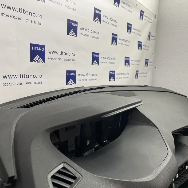 Plansa bord / Peugeot 5008 5008 2020 / Interior