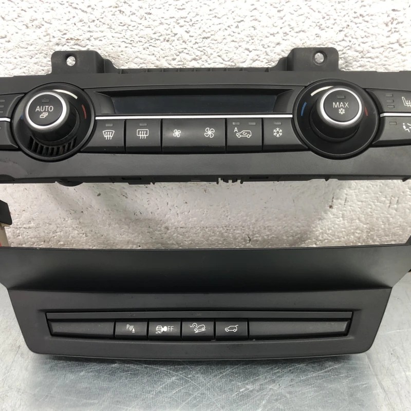 Panou climatronic BMW X5 E70 LCI 2012