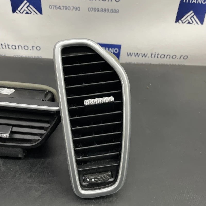 Grila aer bord / Porsche Cayenne Cayenne 2020 / Interior