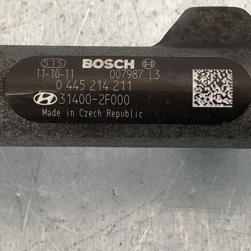 Rampa injectoare cu senzor / Hyundai Santa Fe Santa Fe 2012 / Motor, racire si evacuare