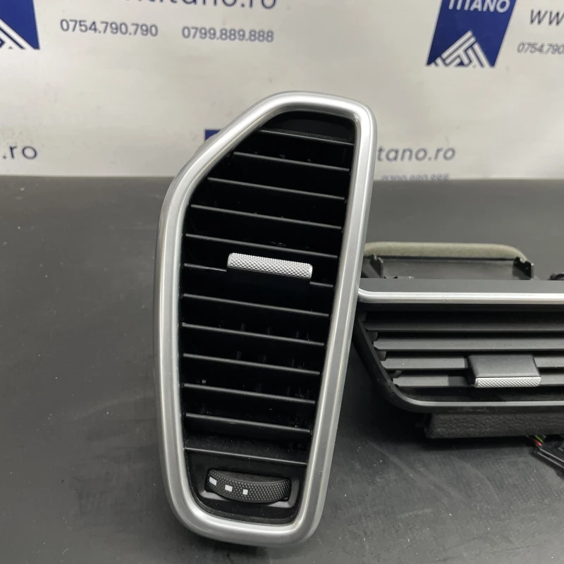 Grila aer bord / Porsche Cayenne Cayenne 2020 / Interior