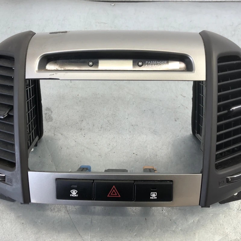 Grila aer bord centrala / Hyundai Santa Fe Santa Fe 2012 / Interior