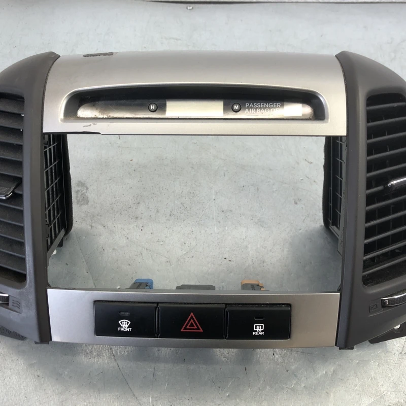 Grila aer bord centrala Hyundai 