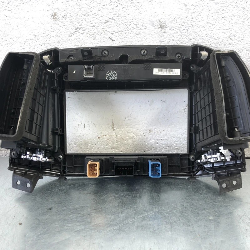 Grila aer bord centrala / Hyundai Santa Fe Santa Fe 2012 / Interior