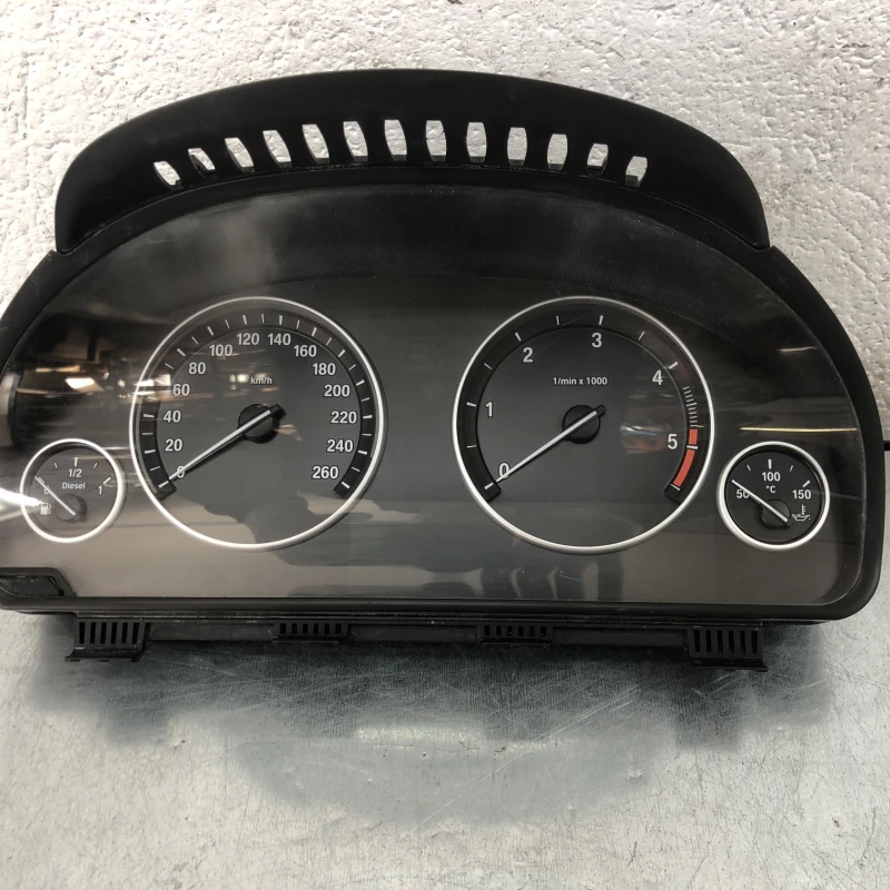 Ceas bord BMW 