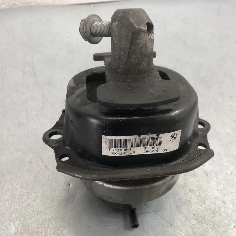 Suport tampon motor dreapta / BMW X5 E70 LCI 2012 / Motor, racire si evacuare