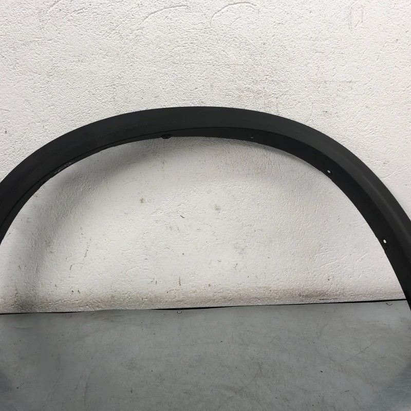 Ornament aripa stanga fata / BMW X5 E70 LCI 2012 / Caroserie, oglinzi si faruri