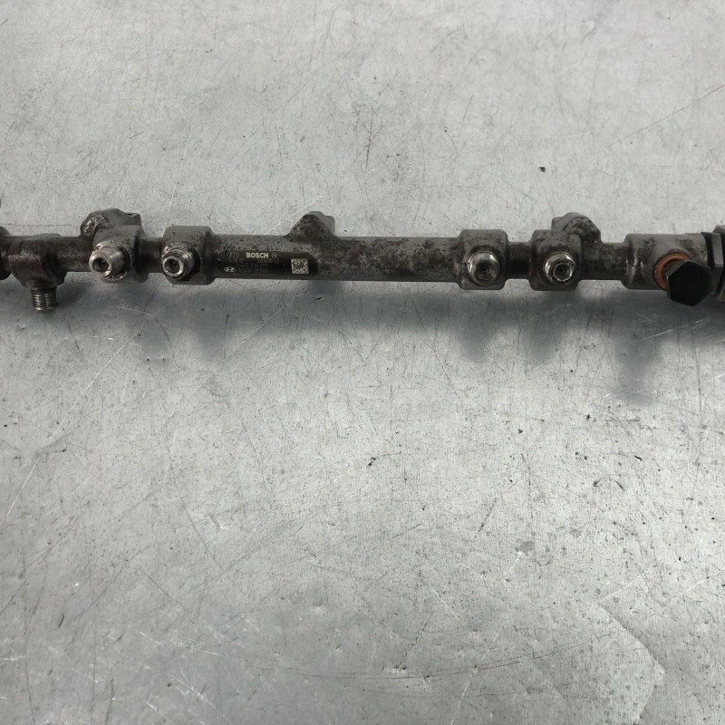 Rampa injectoare cu senzor / Hyundai Santa Fe Santa Fe 2012 / Motor, racire si evacuare