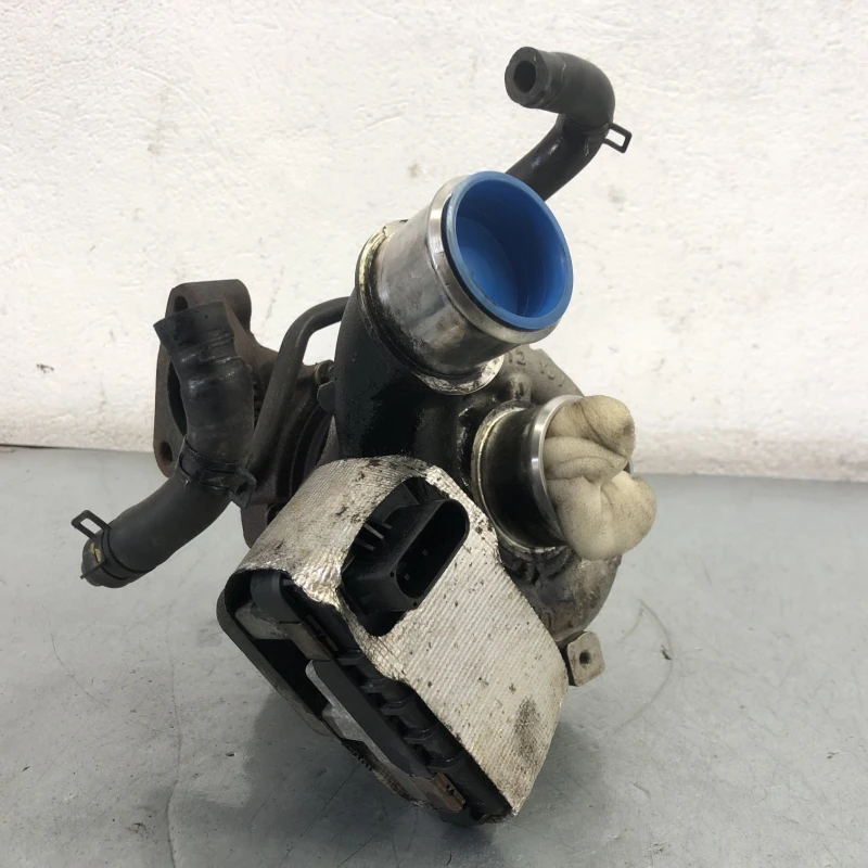 Turbosuflanta turbo turbina / Hyundai Santa Fe Santa Fe 2012 / Motor, racire si evacuare
