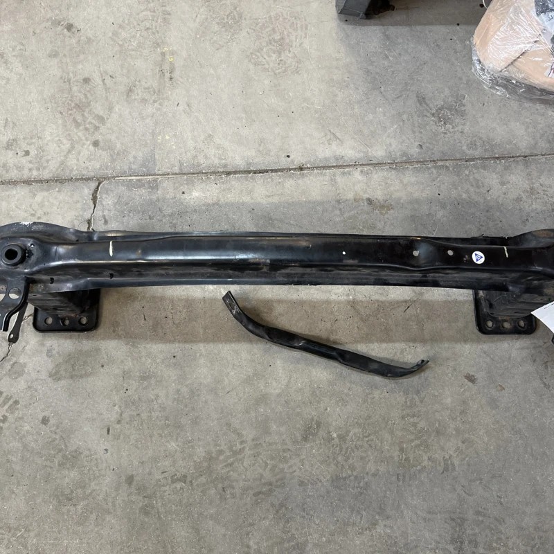 Armatura intaritura bara fata / BMW X5 E70 LCI 2012 / Caroserie, oglinzi si faruri