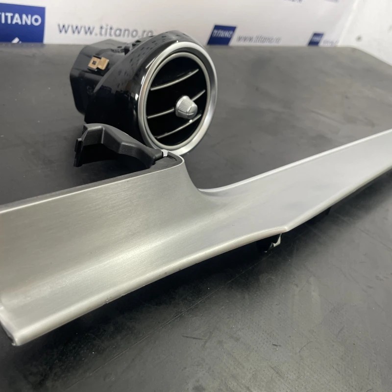 Set trim bord / Mercedes-Benz C Class W205 2017 / Interior
