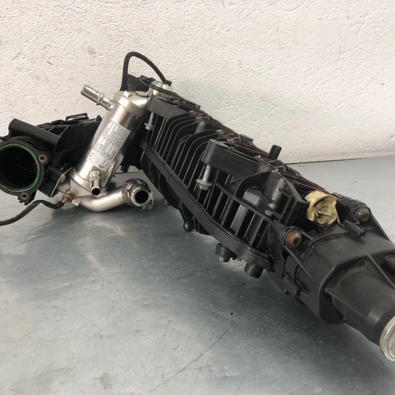 Galerie de admisie / BMW X5 E70 LCI 2012 / Motor, racire si evacuare