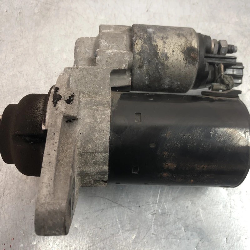 Electromotor demaror Volkswagen Passat B7 2012