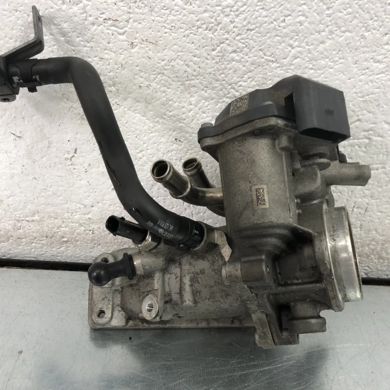 Clapeta de acceleratie / Skoda Octavia 3 5E 2014 / Motor, racire si evacuare