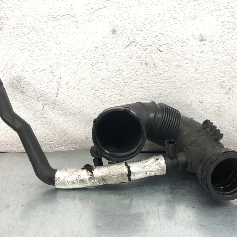 Furtun intercooler Mercedes-Benz 