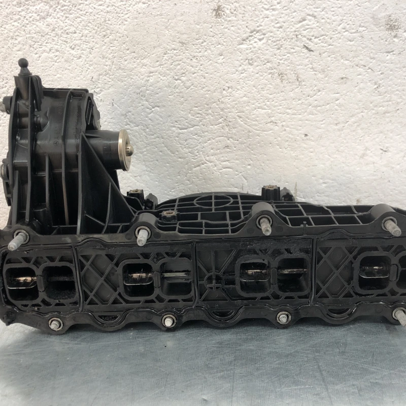 Galerie de admisie / Mercedes-Benz E Class W212 2010 / Motor, racire si evacuare