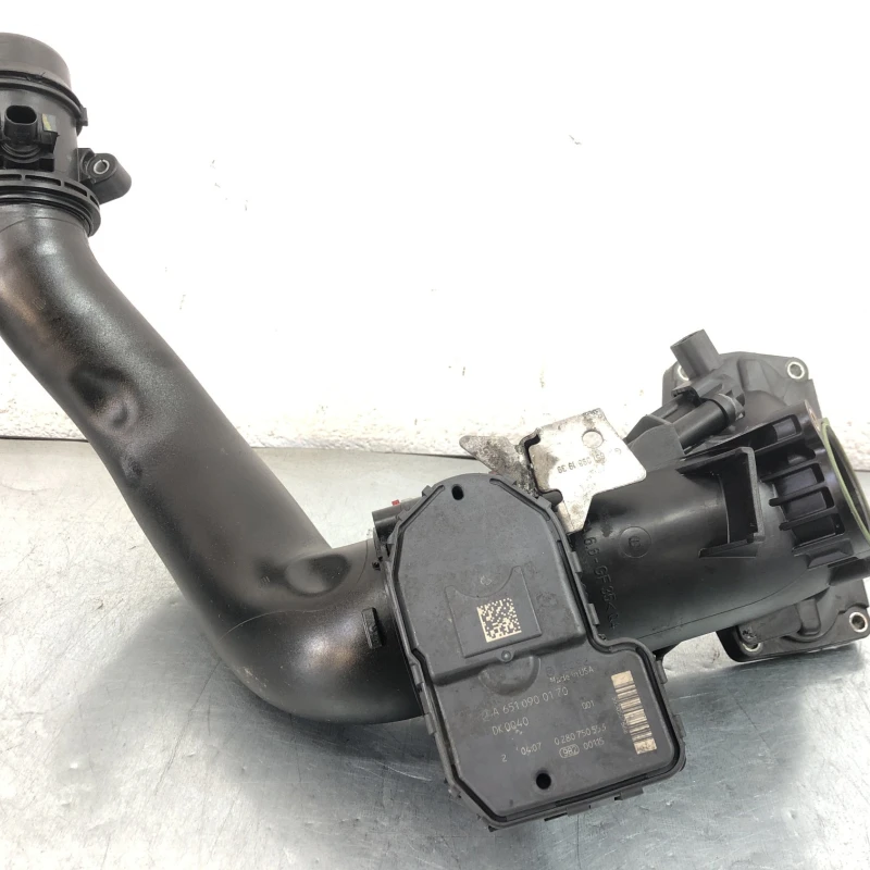 Furtun intercooler Cu senzor Mercedes-Benz 