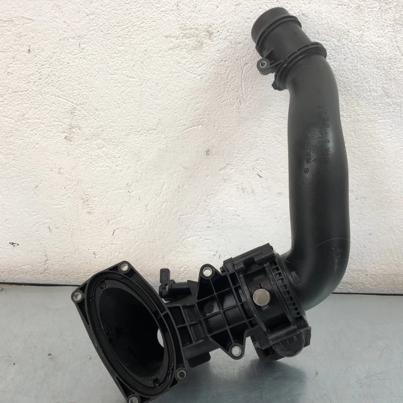 Furtun intercooler Cu senzor / Mercedes-Benz E Class W212 2010 / Motor, racire si evacuare