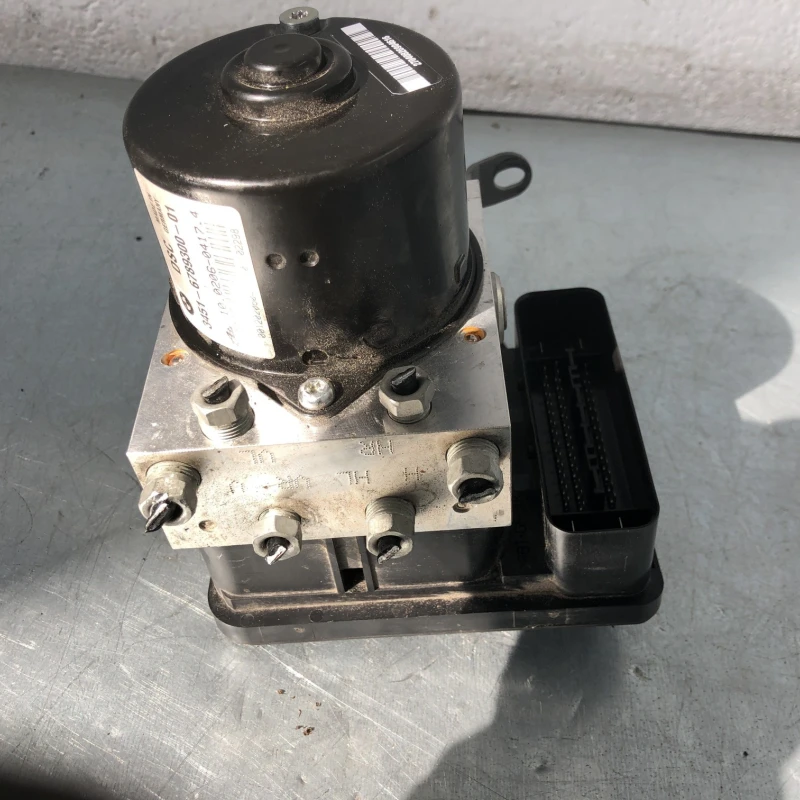 Pompa abs / BMW Seria 1 E87 2011 / Frane
