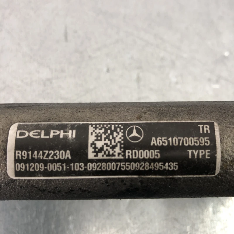 Rampa injectoare cu senzor / Mercedes-Benz E Class W212 2010 / Motor, racire si evacuare