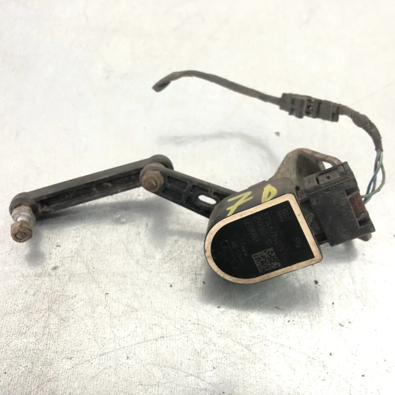 Senzor nivel faruri Dreapta Fata / BMW Seria 5 F11 2010 / Caroserie, oglinzi si faruri