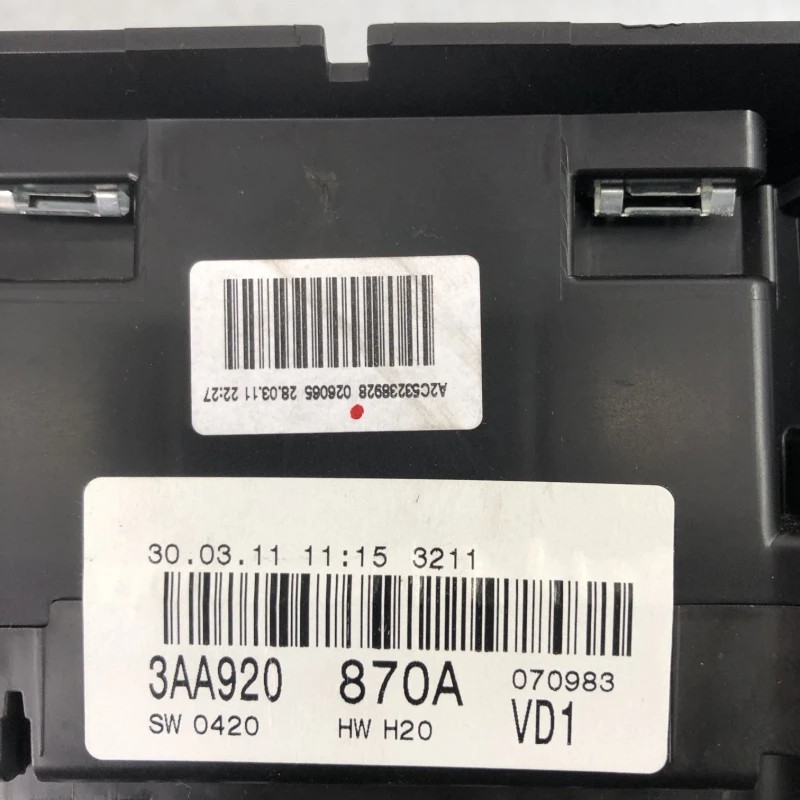 Ceas bord / Volkswagen Passat B6 2010 / Audio si electronice