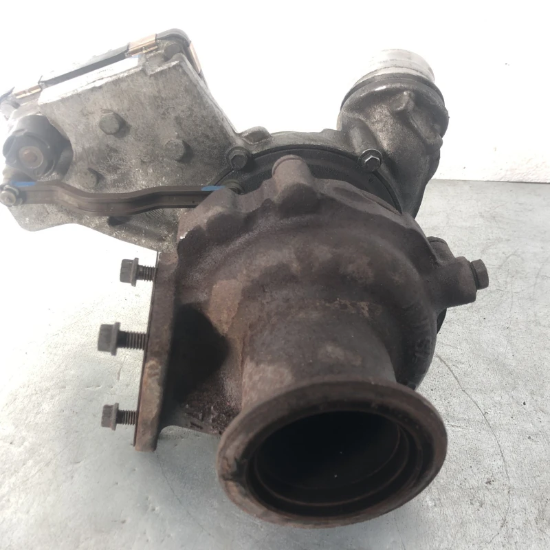 Turbosuflanta turbo turbina / BMW Seria 1 E87 2011 / Motor, racire si evacuare
