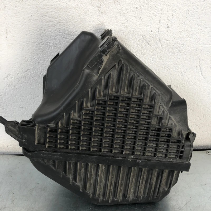 Carcasa filtru aer / Kia Sorento Sorento 2013 / Motor, racire si evacuare
