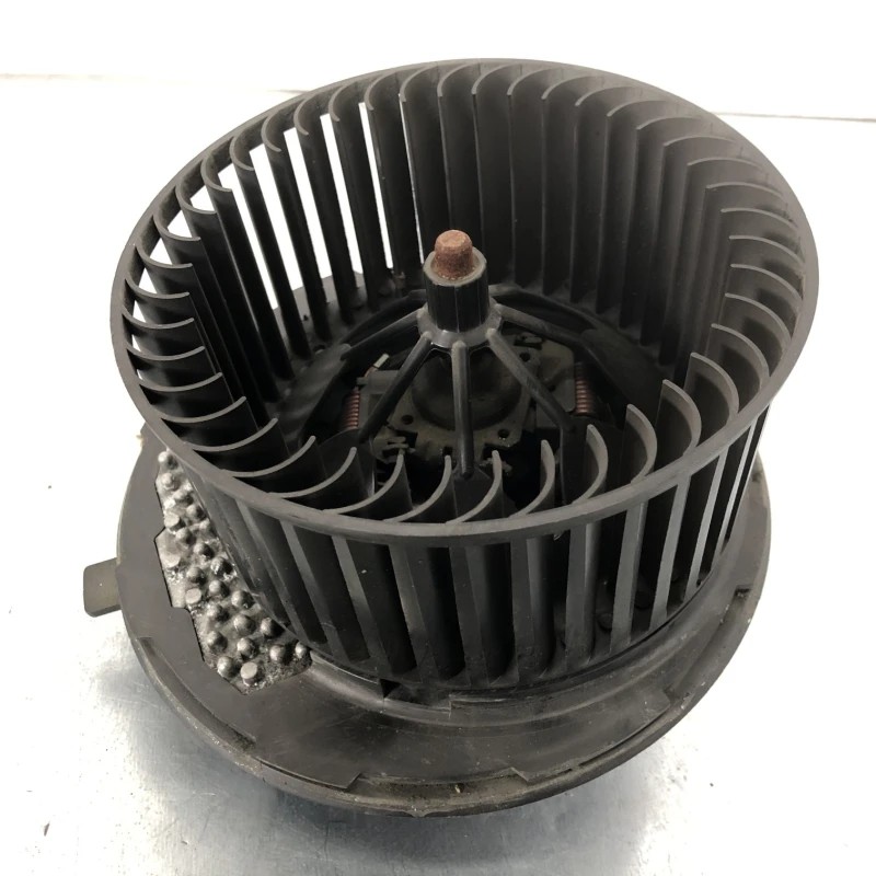 Ventilator aeroterma bord Volkswagen Passat B7 2011