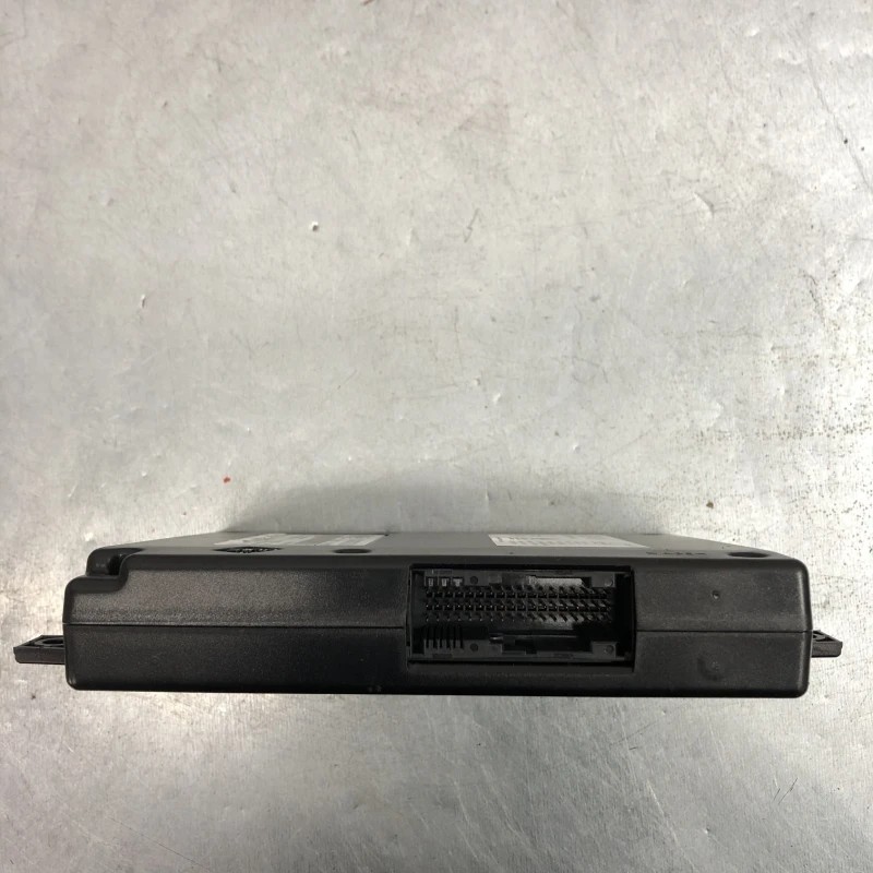 Modul bluthooth / Volkswagen Passat B7 2011 / Audio si electronice